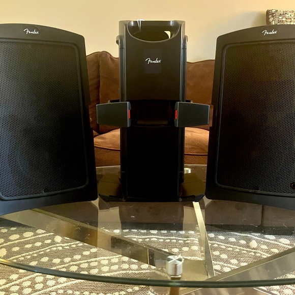 Fender Pass port PA System new with tags - Picture 6 of 7
